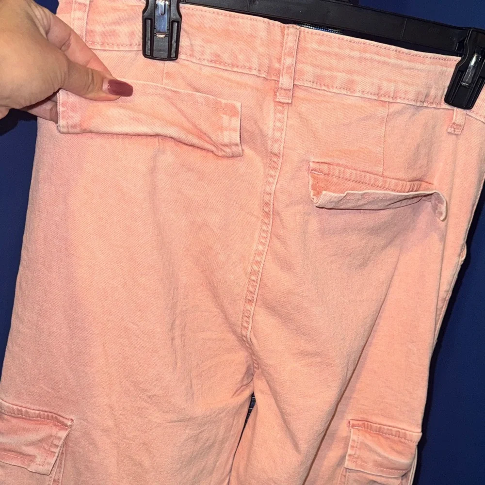 VIP JEANS- NWOT Pink Acid Wash Wide-Leg Cargo Jeans Size 11/12 - Picture 14 of 17